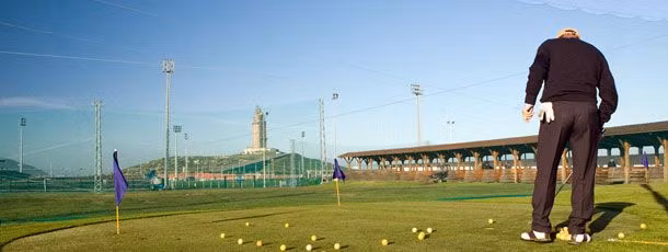 Campo Municipal de Golf Torre de Hércules — instalación deportiva