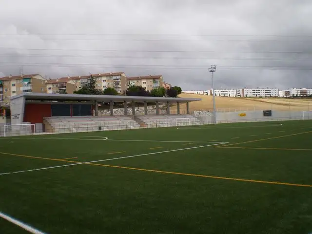 Complejo Deportivo Mendikur - Orkoien