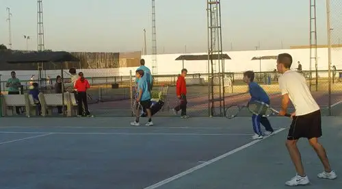 Club de Tenis y Padel Manolo Cabeza