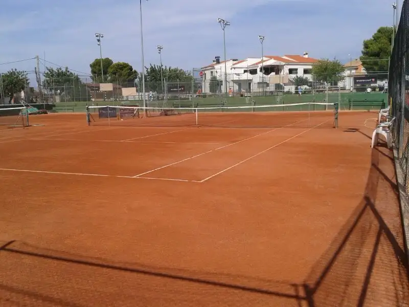 Club de Tenis y Padel Naquera