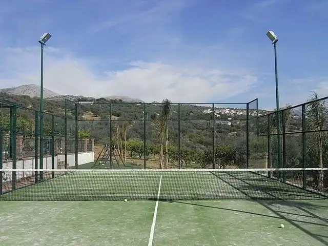 Pádel Casa Rural Loma de Moya