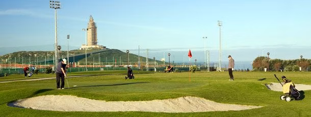 Campo Municipal de Golf Torre de Hércules — instalación deportiva