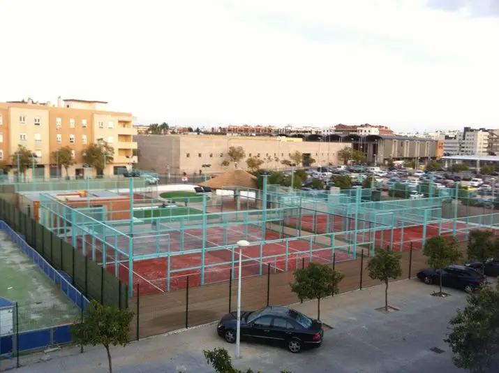 El Vial Padel & Lodge — instalación deportiva