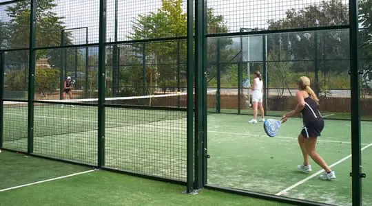 Tennis & Padel Piper's — instalación deportiva