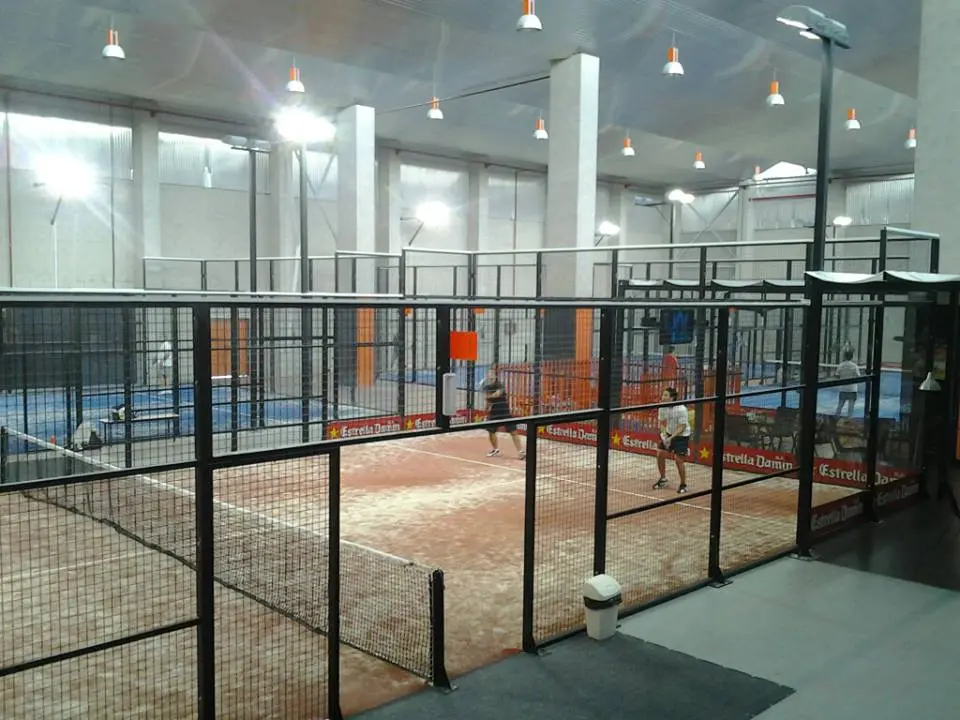 Padel Indoor Rivas — instalación deportiva