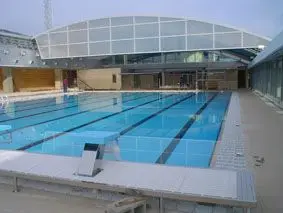 Complex Esportiu Les Cremades — instalación deportiva