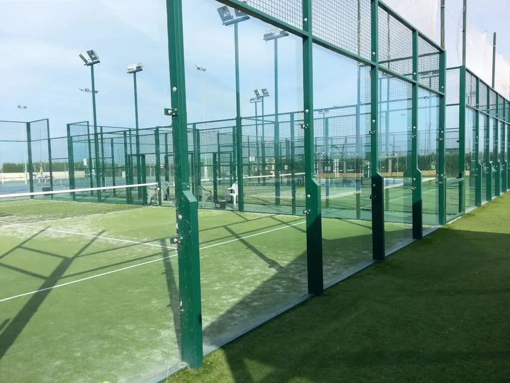 Club de Tenis Albatera — instalación deportiva