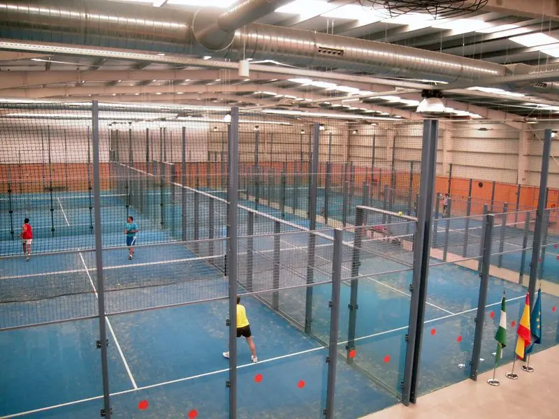 Club de Padel la Dormilona — instalación deportiva
