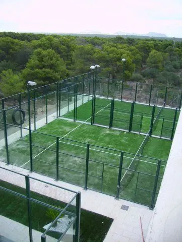 Club de Pádel s'Aigua Blava — instalación deportiva
