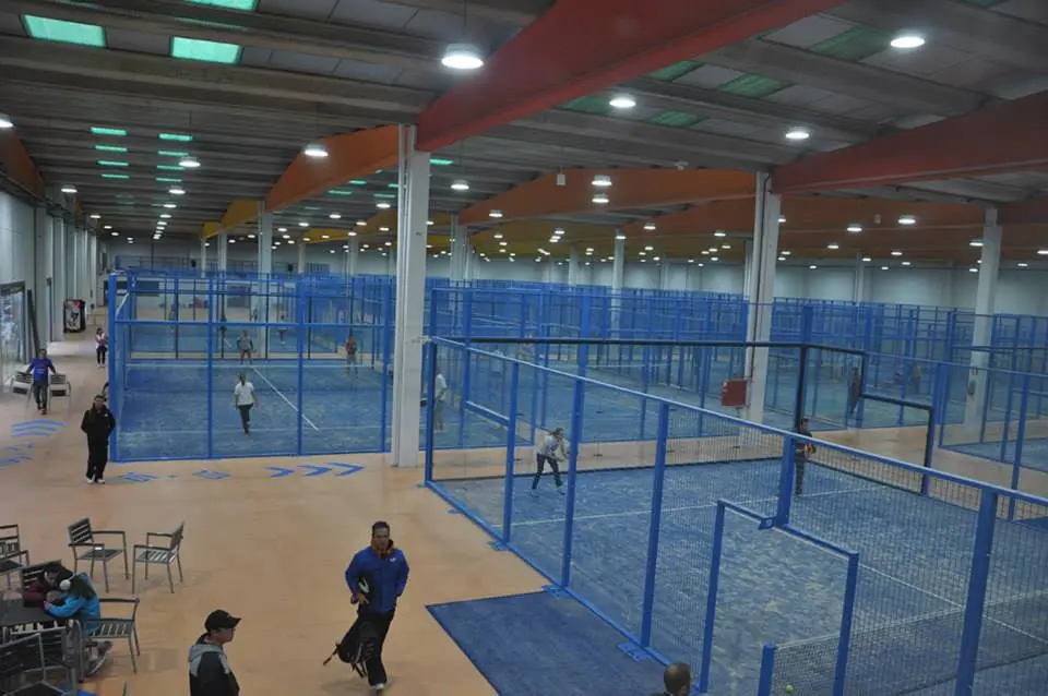 Sanset Padel Indoor — instalación deportiva