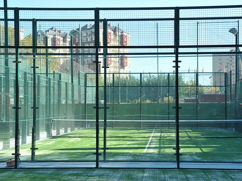 Padel Valldaura — instalación deportiva