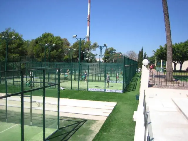Real Club Padel Marbella — instalación deportiva