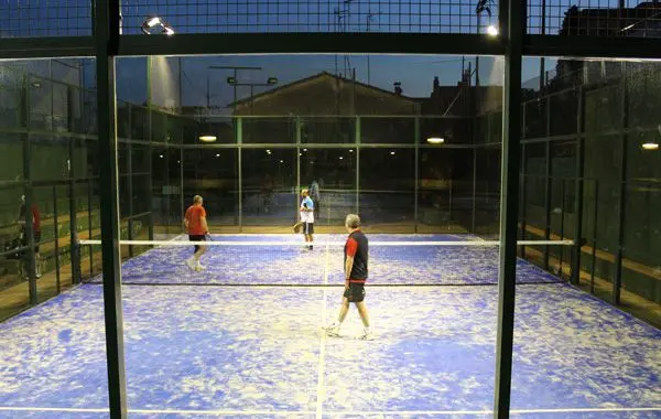 Club Tenis La Salut — instalación deportiva