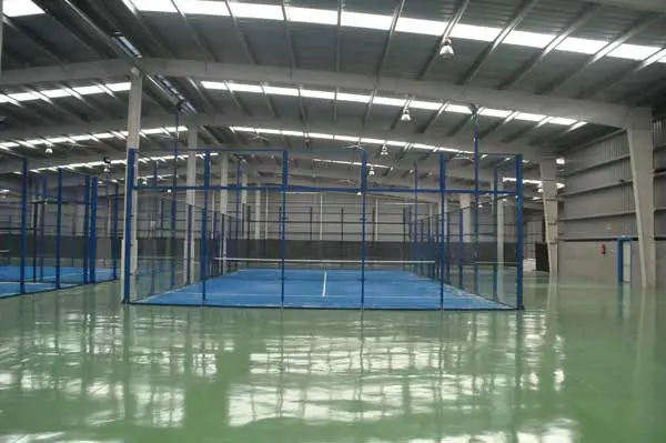 Pádel Indoor Figueres — instalación deportiva