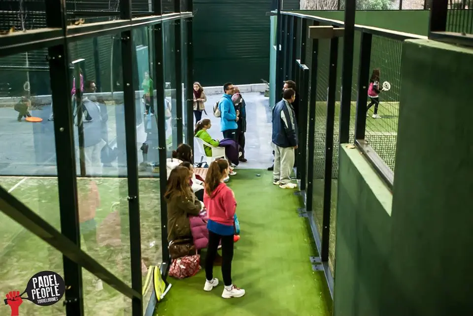 Club Padel People Torrelodones — instalación deportiva