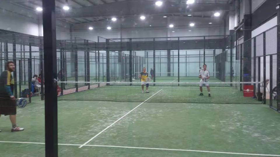 Club Padel Alcala Indoor-Outdoor — instalación deportiva