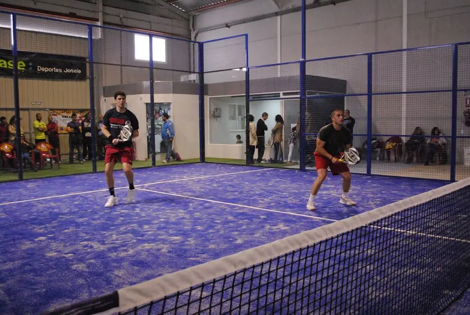 Club de pádel Hellín — instalación deportiva