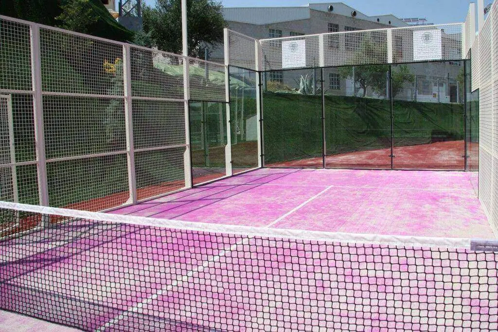 Club de Pádel Turfgrass — instalación deportiva