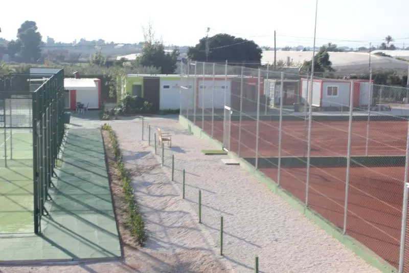Helike Club Tenis y Padel — instalación deportiva