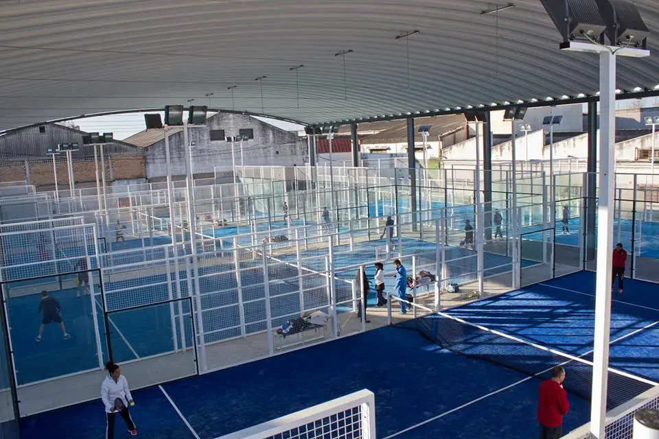IOPadel Sevilla — instalación deportiva