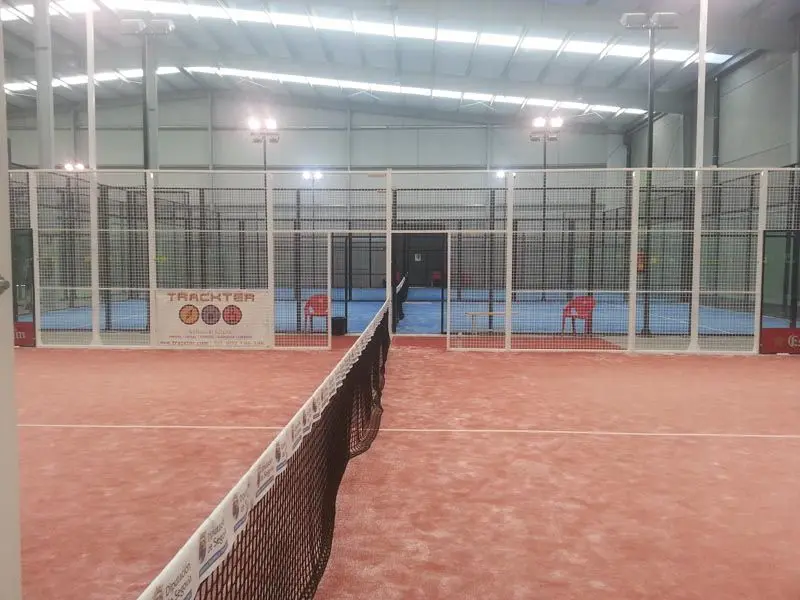 Club PadelZone Indoor Segovia — instalación deportiva