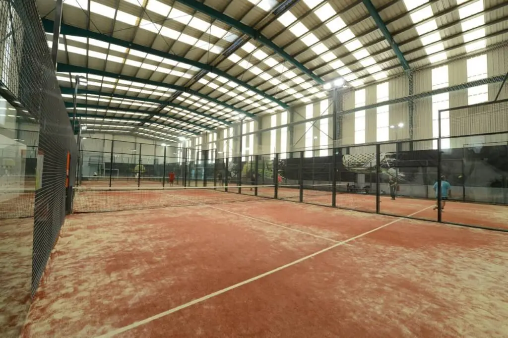 Central Padel Indoor — instalación deportiva
