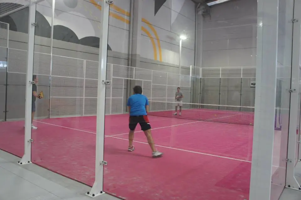 Padelarium - Padel & Frieds — instalación deportiva