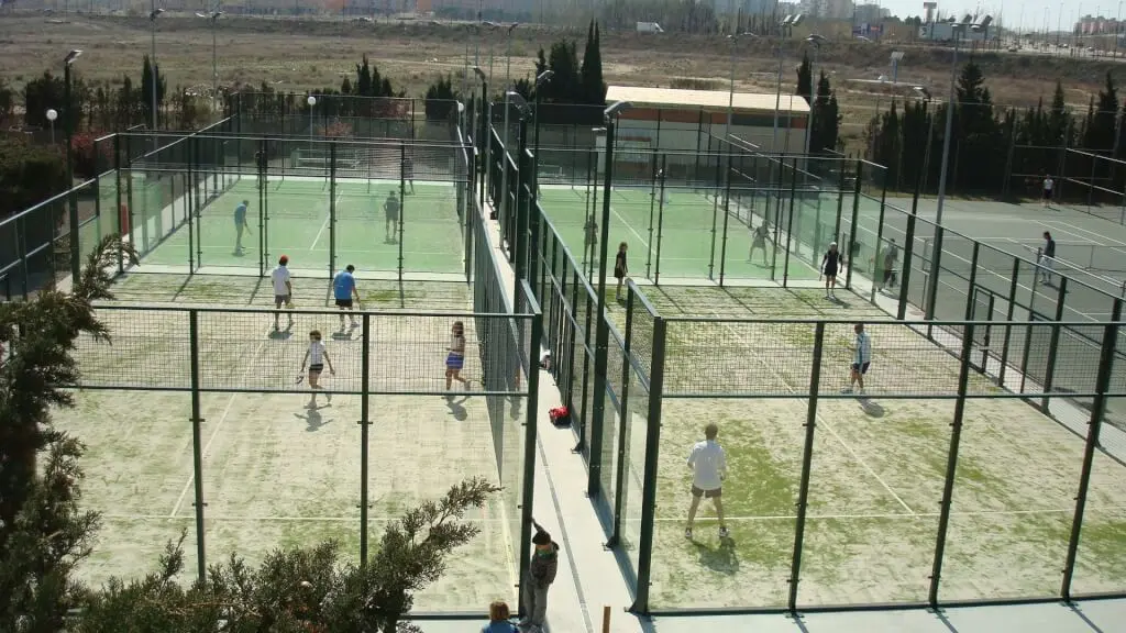 Estadio Miralbueno el Olivar — instalación deportiva