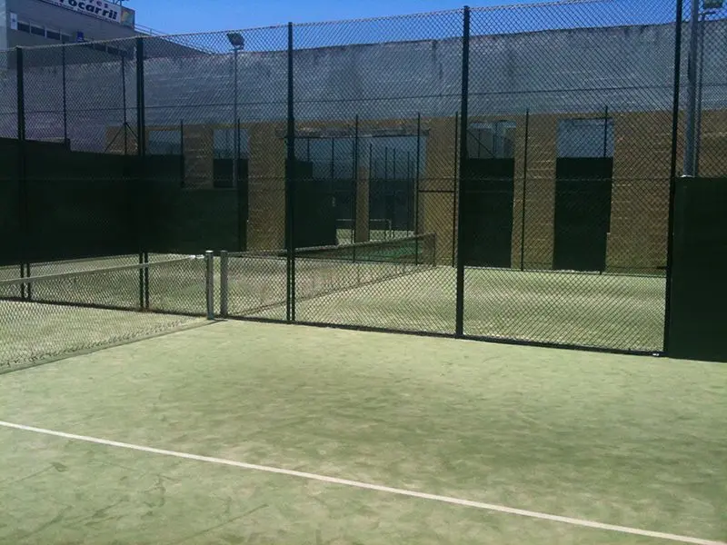 Club de Paddle Puerta Tierra — instalación deportiva