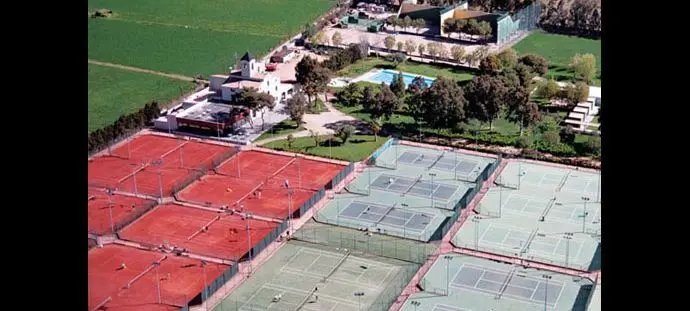 Open Sports Club — instalación deportiva