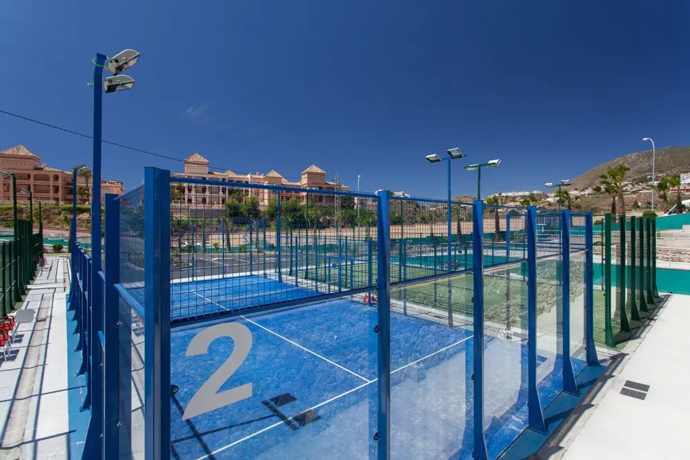 Club De Padel Los Caballeros — instalación deportiva