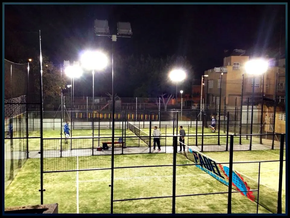 Club Pádel Mediterraneo — instalación deportiva