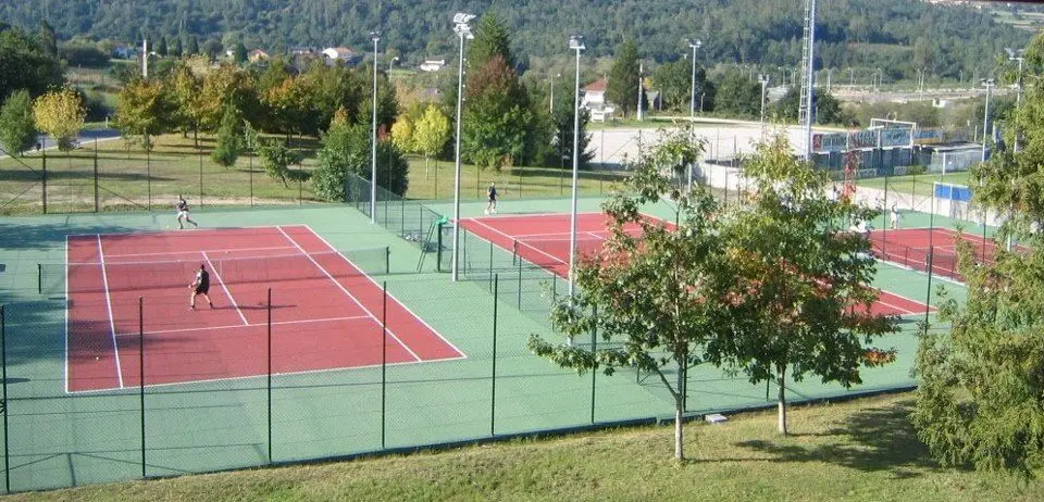 Club de Tenis Negreira — instalación deportiva