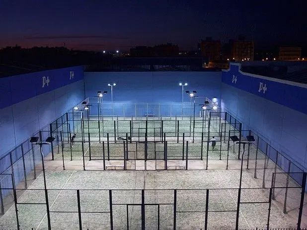 Club Padelmas Massamagrell — instalación deportiva