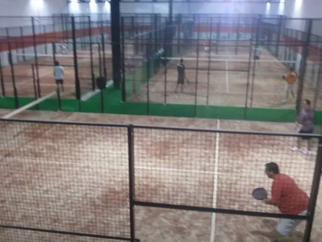 Padel la Torrecilla — instalación deportiva