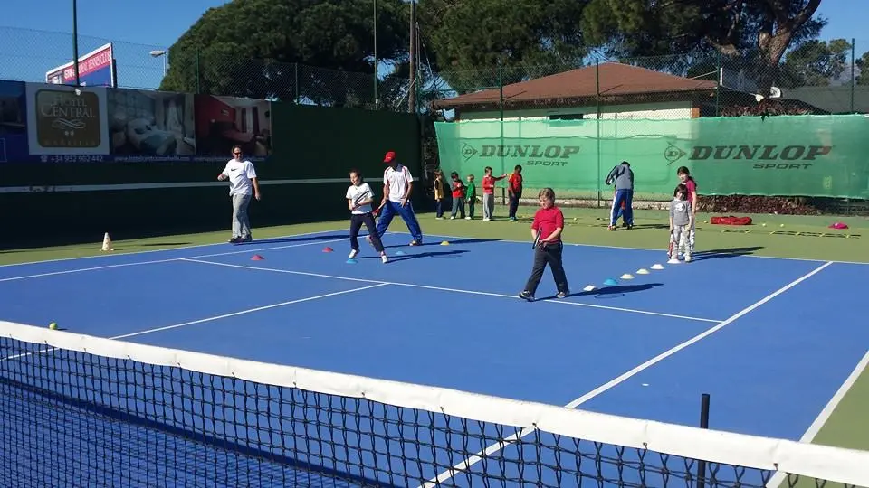 Padel Royal Tennis Club Marbella — instalación deportiva