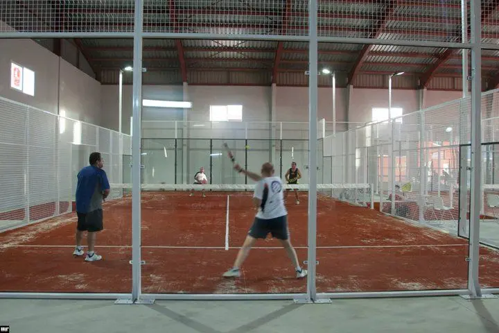 Padel Club La Roda — instalación deportiva