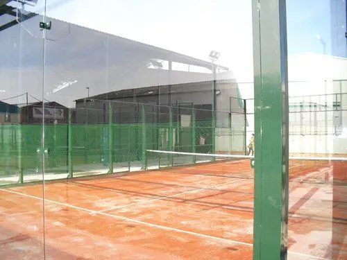 Club Padel Four — instalación deportiva