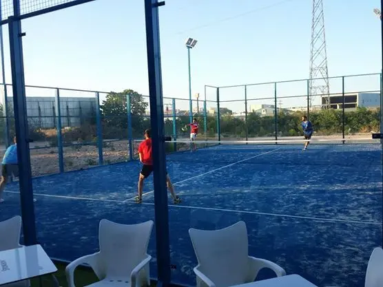Pádel Indoor La Marina Ondara — instalación deportiva