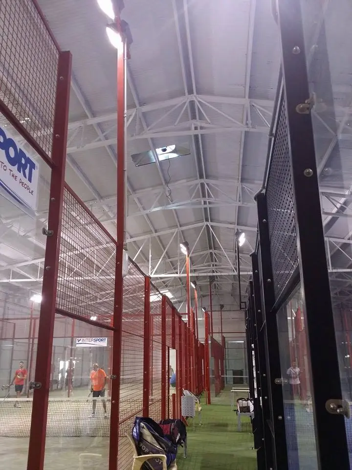 Play Padel Elda — instalación deportiva