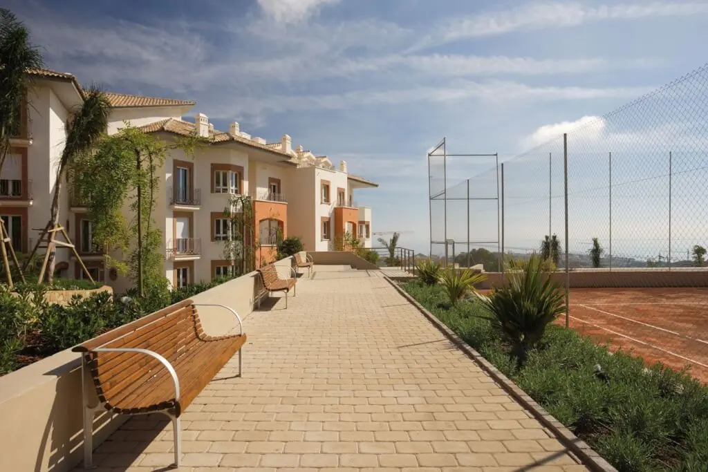 Instalaciones Deportivas Residencial Sensara — instalación deportiva