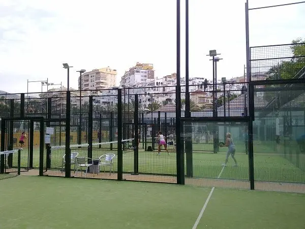 Vals Sport Benalmádena - Club de Raqueta — instalación deportiva