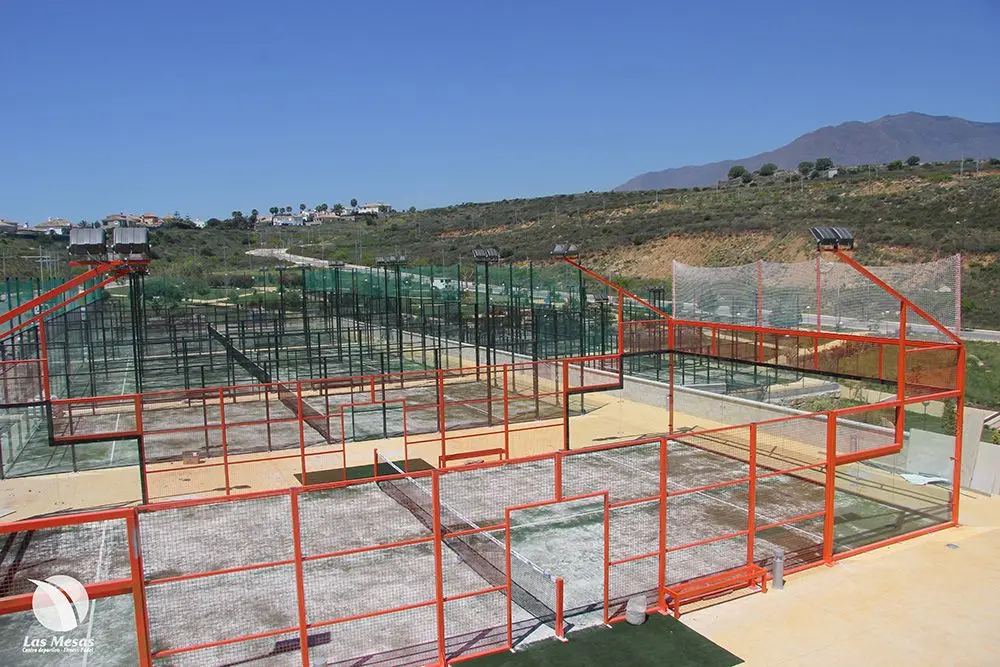 Centro Deportivo Fitnes Padel Las Mesas — instalación deportiva