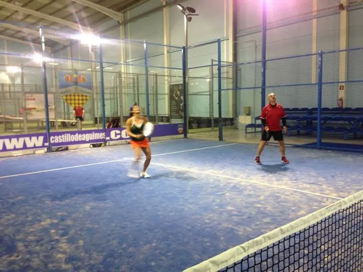 Macro Indoor Padel Castillo de Aguimes — instalación deportiva