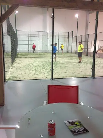 Valdemorillo Padel Indor — instalación deportiva