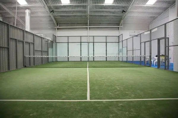 Padel Indoor Almansura — instalación deportiva