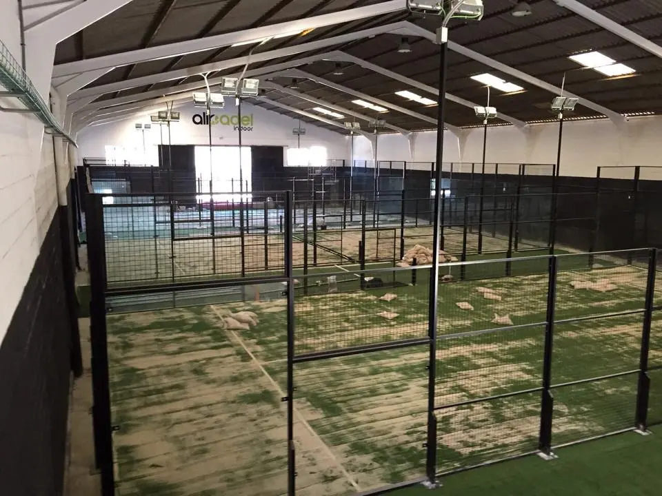 Alipadel — instalación deportiva