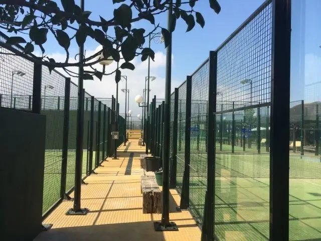Las Palmeras Padel Club — instalación deportiva