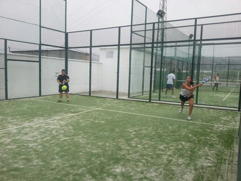 Padel La Marina Motril — instalación deportiva