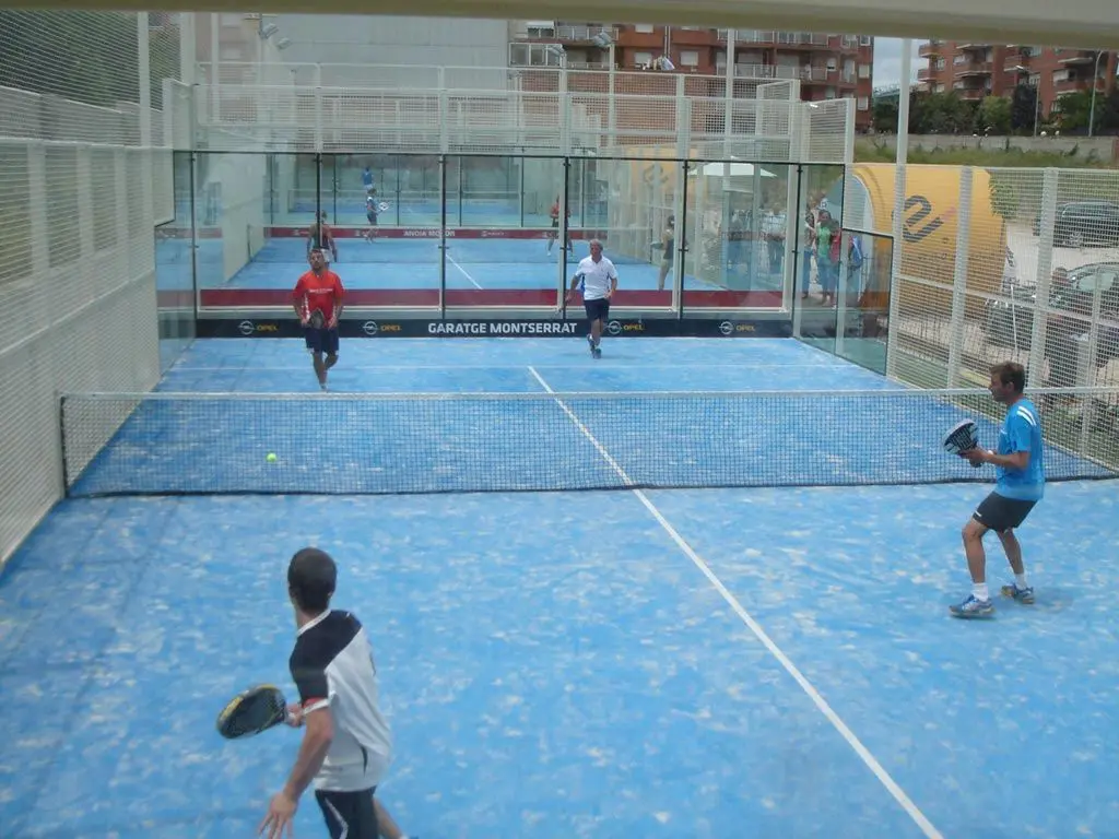 Squash Igualada - Exquaix — instalación deportiva